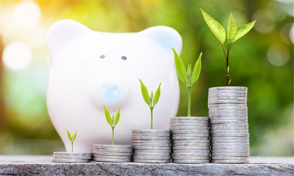 欧元兑美元走势稳健：PMI韧性与通胀压力支撑欧央行鹰派立场